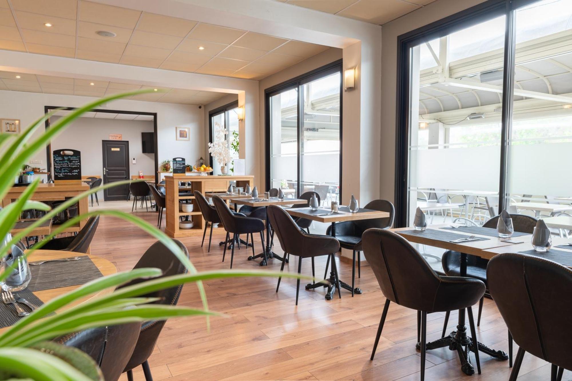 Des Nacres Hotel