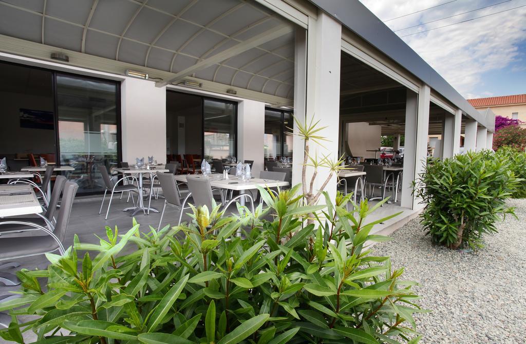 Des Nacres Hotel 3*